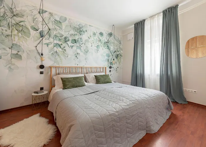 Apartma Rozeta شقة *